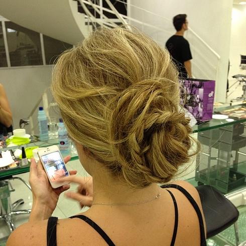 Messy Low Bun Hairstyles How To