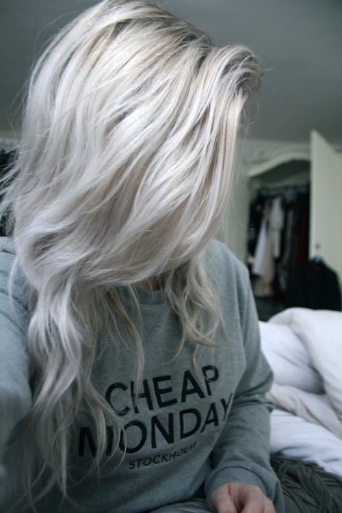 Wavy Silver Hair Hairstyles How To