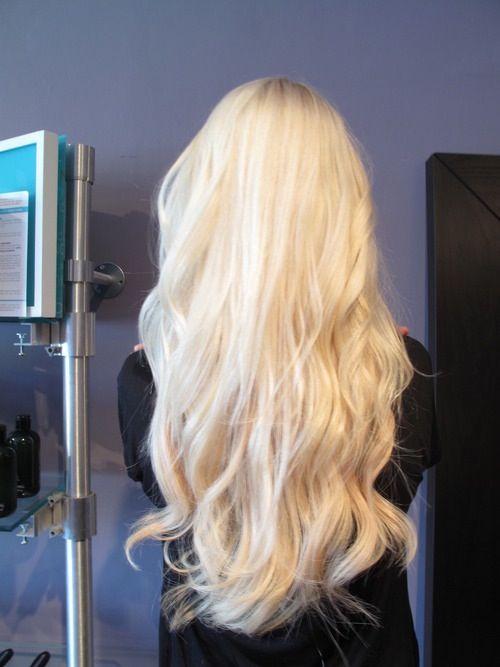 curly blond hair smedium